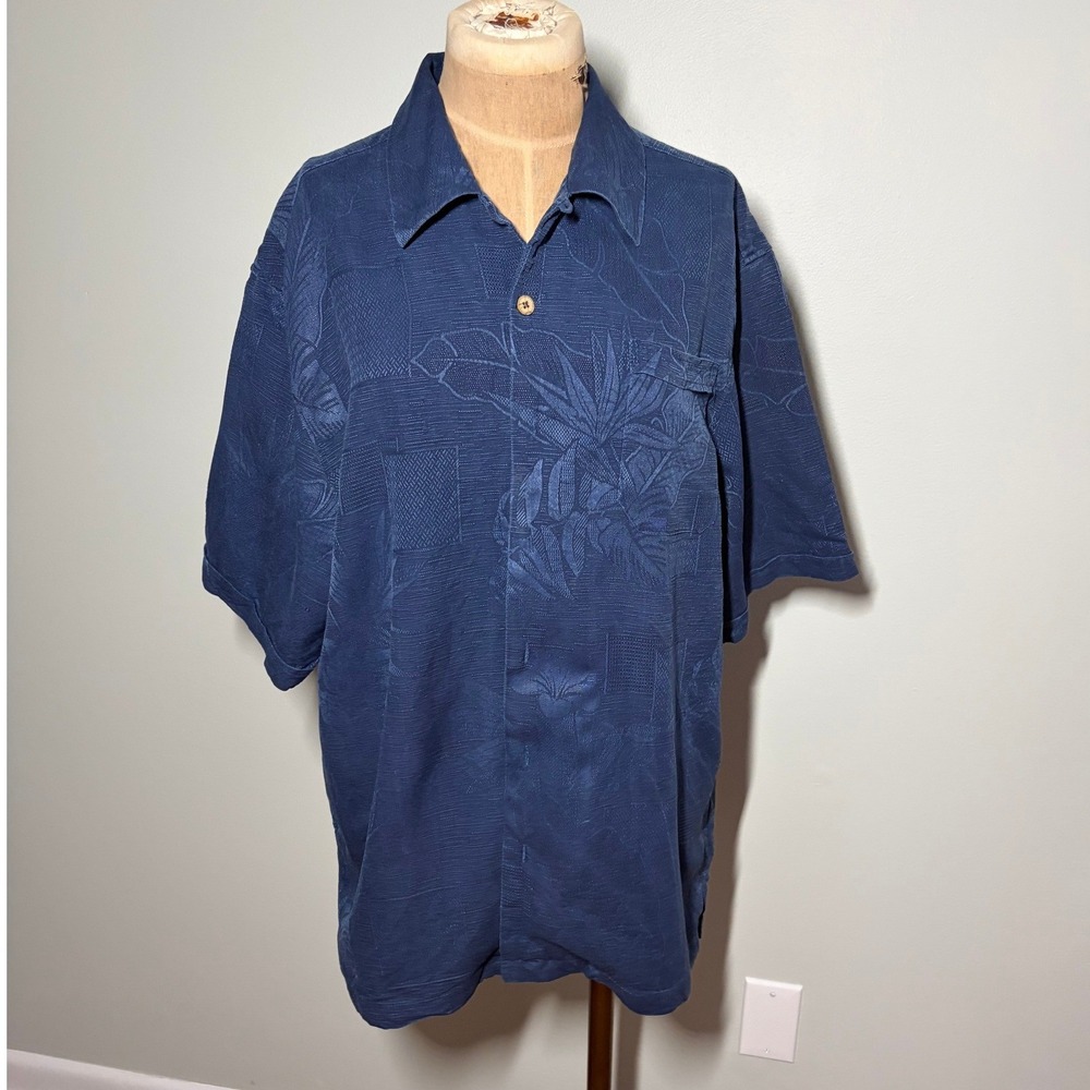 Jamaica Jaxx Men's Medium Blue 100% Silk Tropical Floral Camp Shirt